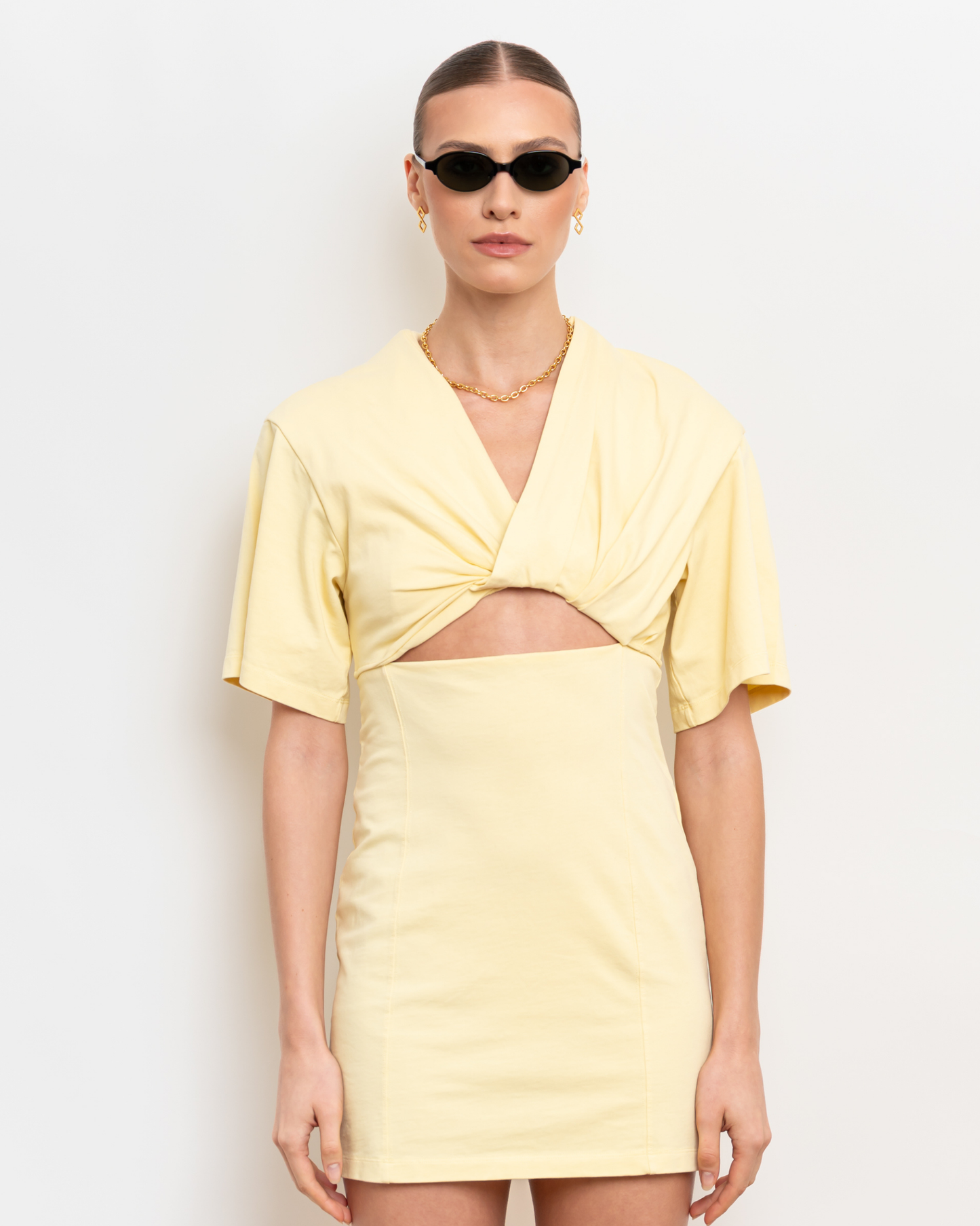 Best Sunglasses for Women – Aria Olive, Available Online in USA, UK, Canada & UAE