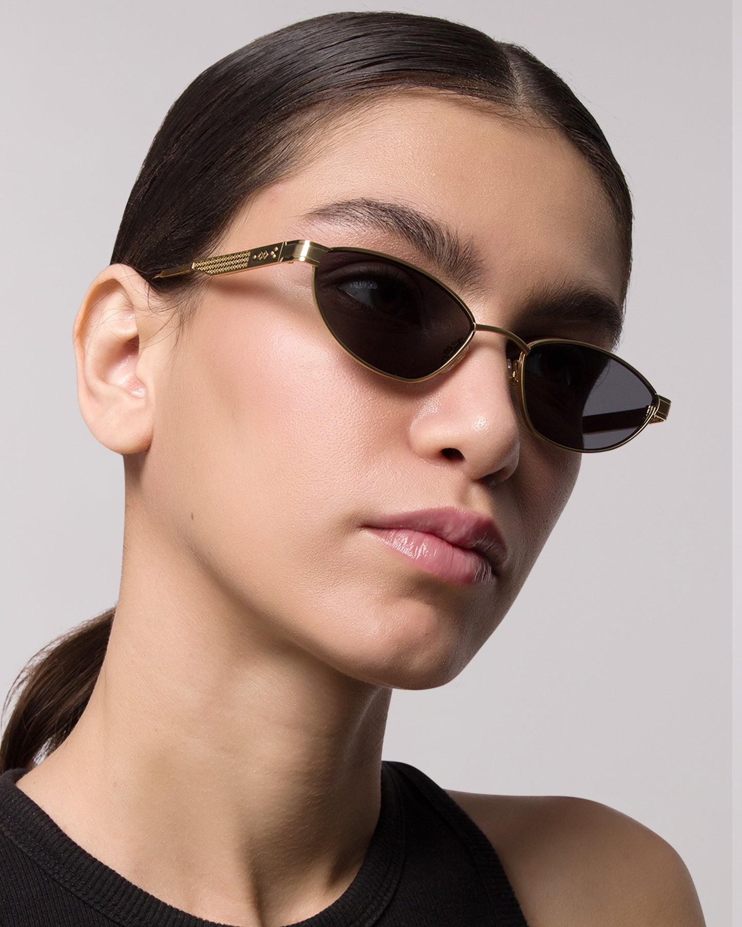 Shop Bella Sunglasses in Gold Colour – Available Online in USA, UK, Canada & United Arab Emirates