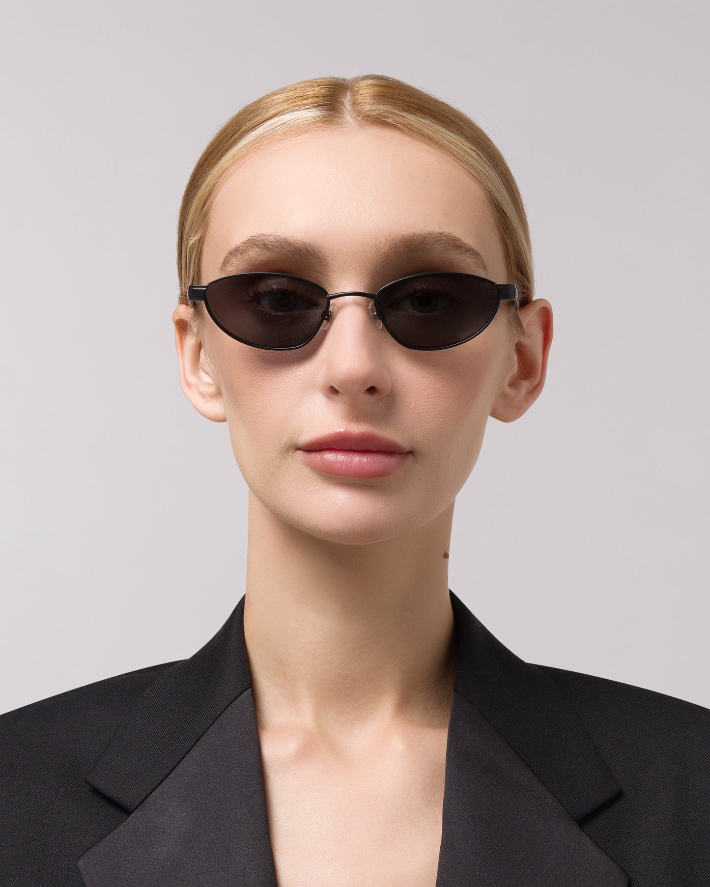 Best Sunglasses for Women – Bella Black, Available Online in USA, UK, Canada & UAE