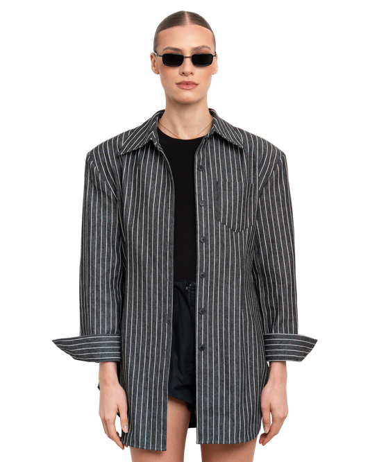 Best Sunglasses for Women – Blake Black, Available Online in USA, UK, Canada & UAE