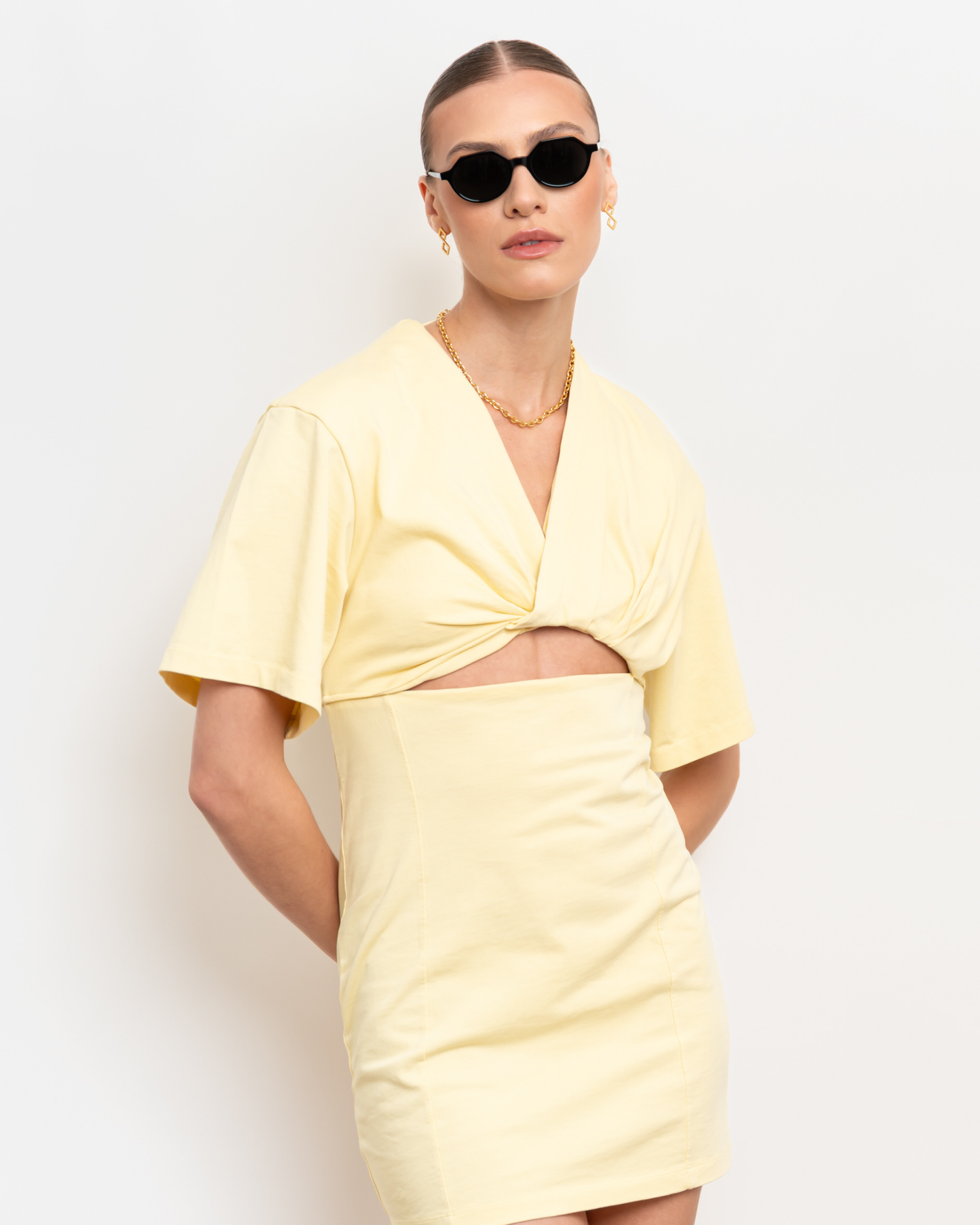 Shop Drew Sunglasses in Black Colour – Available Online in USA, UK, Canada & United Arab Emirates