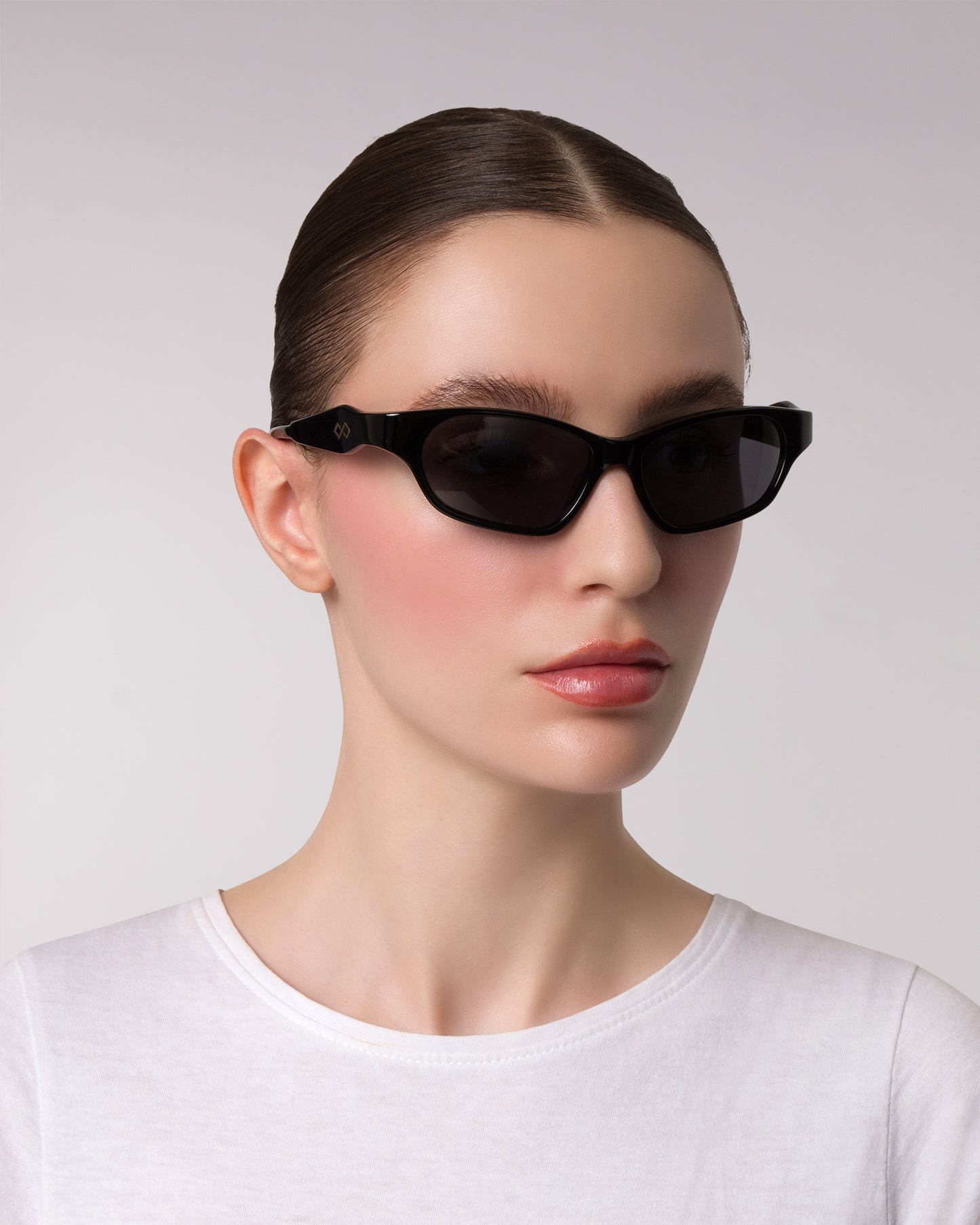 Shop Geo Sunglasses in Black Colour – Available Online in USA, UK, Canada & United Arab Emirates