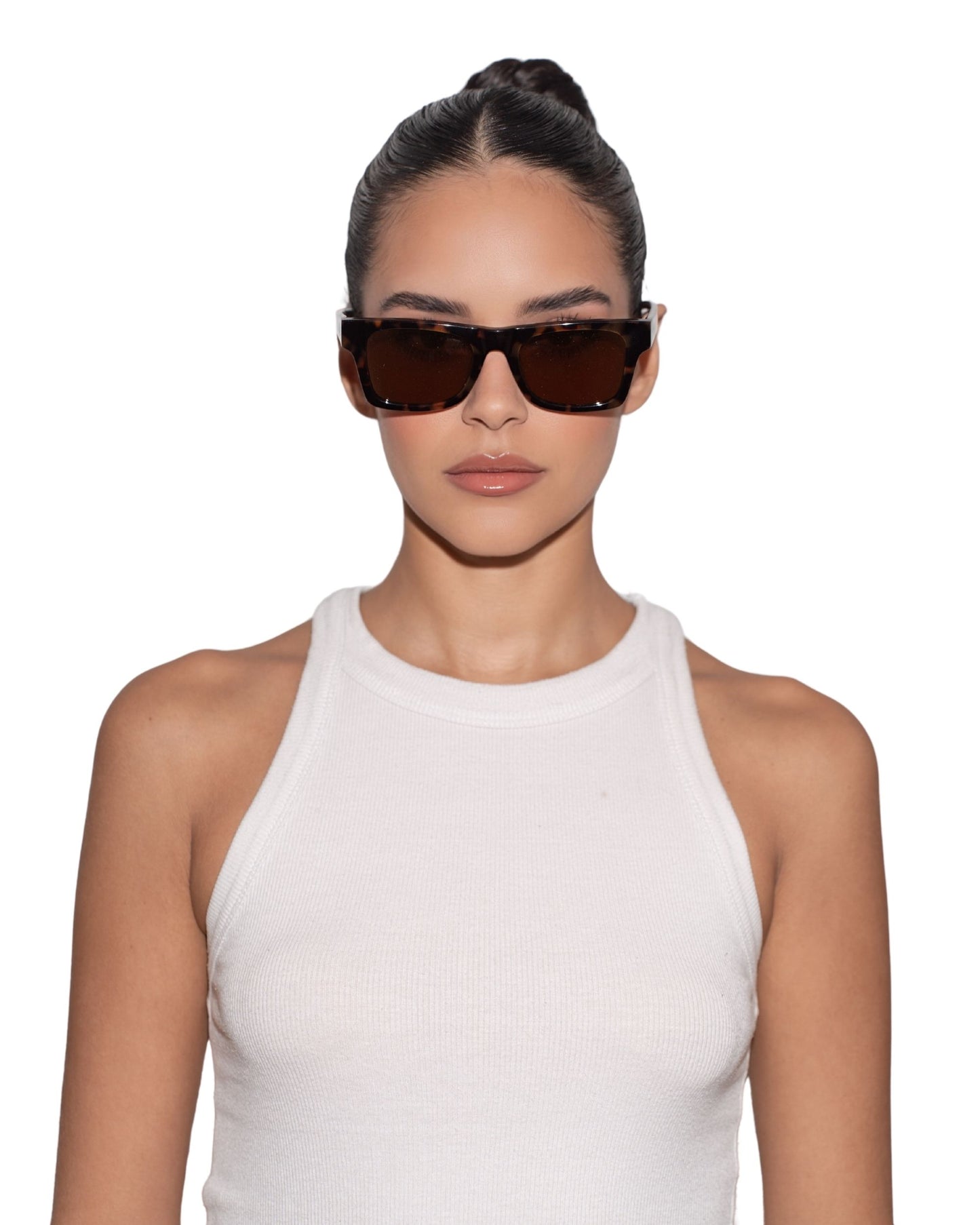 Best Sunglasses for Women – Harper Tortoise, Available Online in USA, UK, Canada & UAE