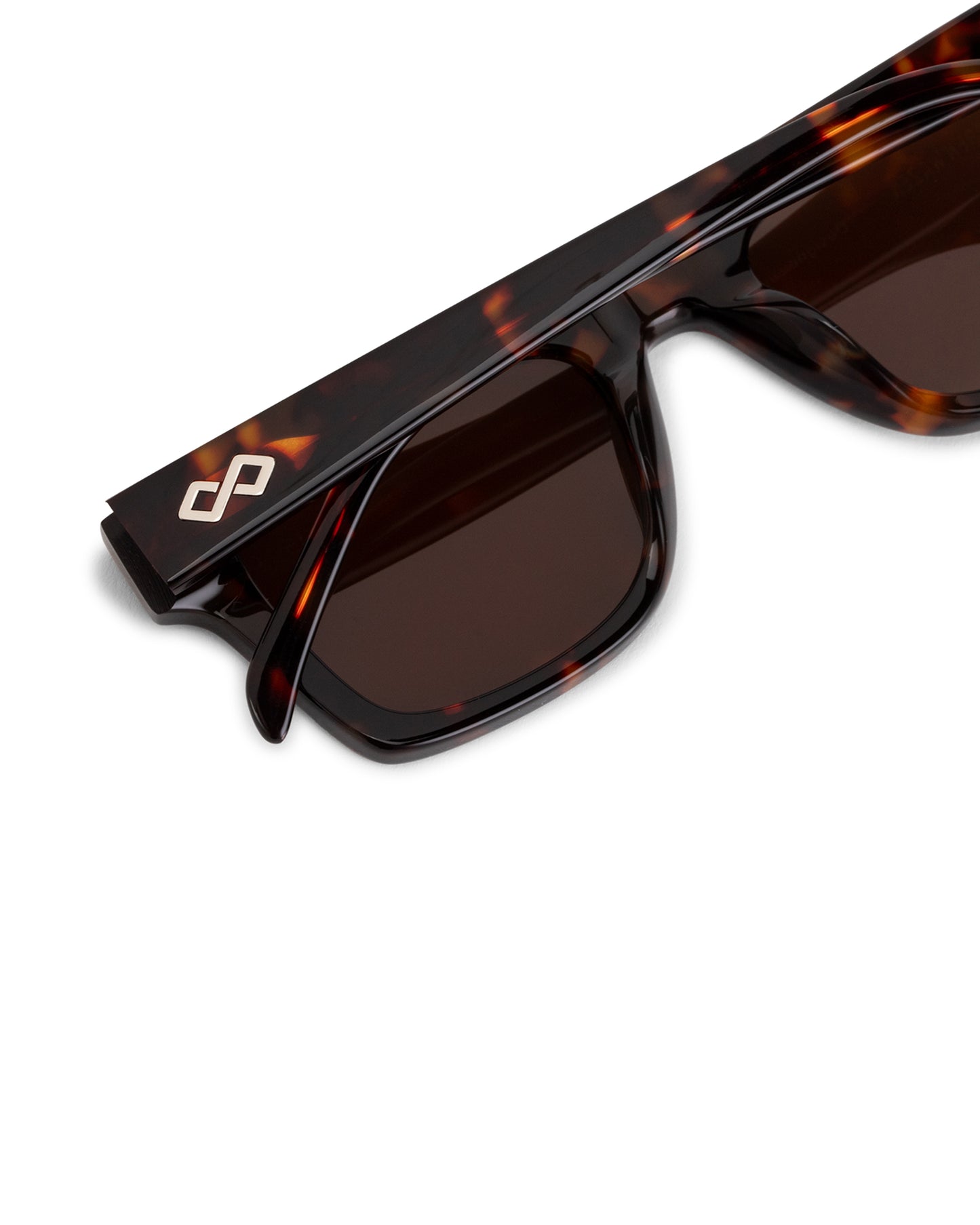 Get Women’s Sunglasses in Tortoise Colour – Shop Online in USA, UK, Canada & United Arab Emirates