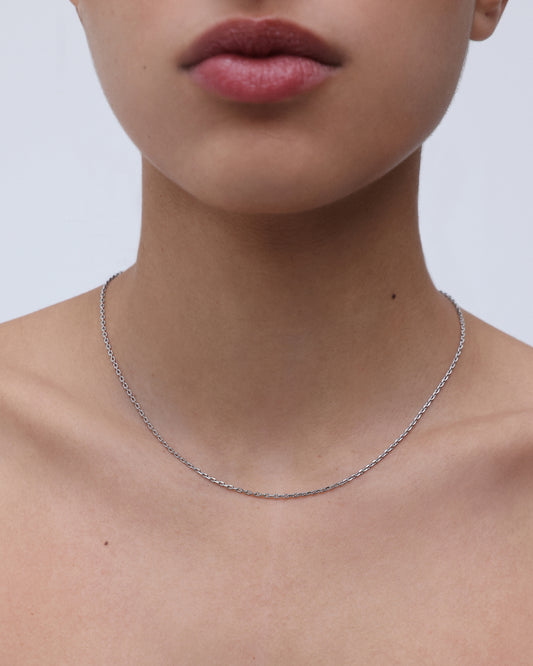 Love Links Short Chain - Silver