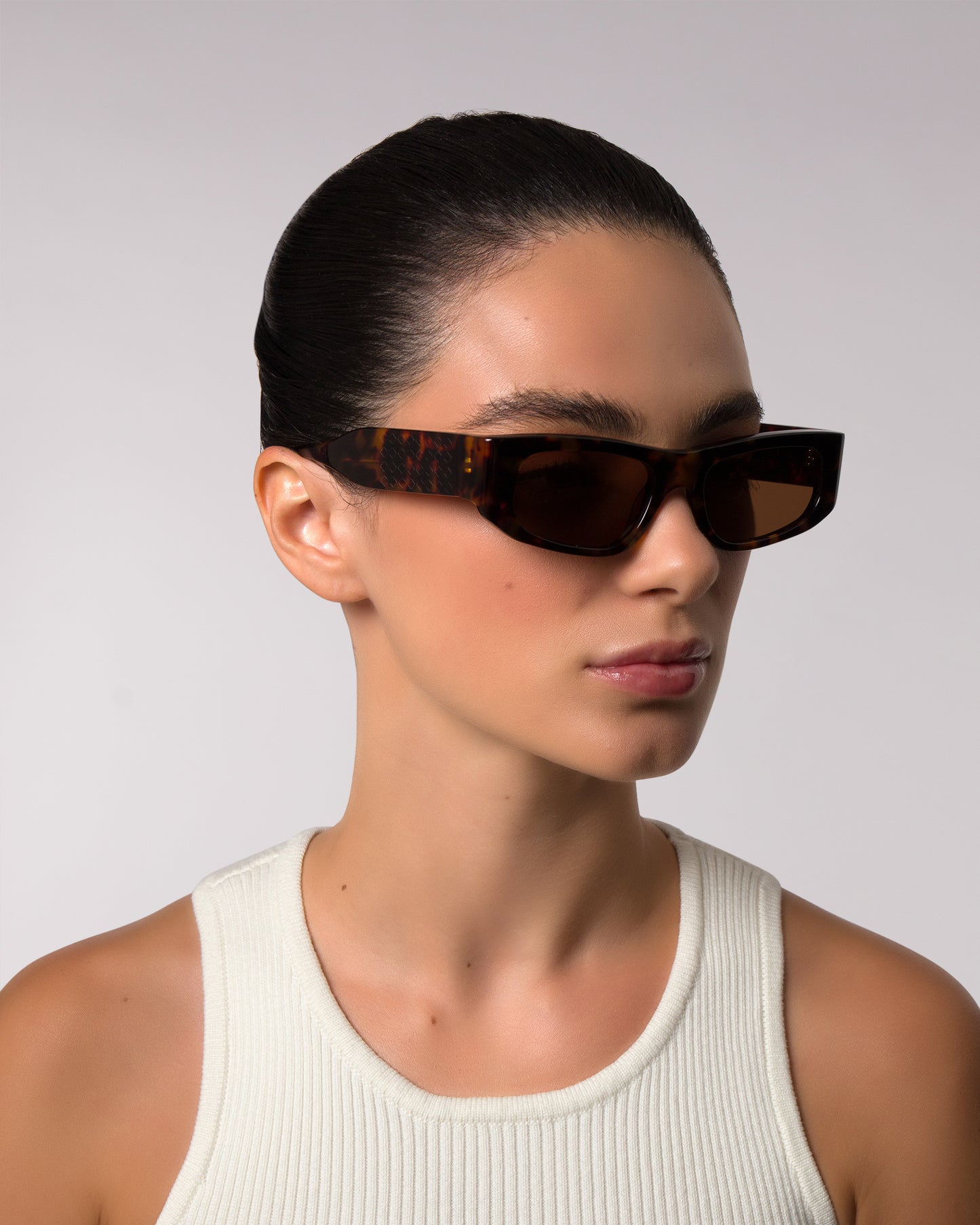 Luna - Tortoise - Sunglasses - KAREN WAZEN