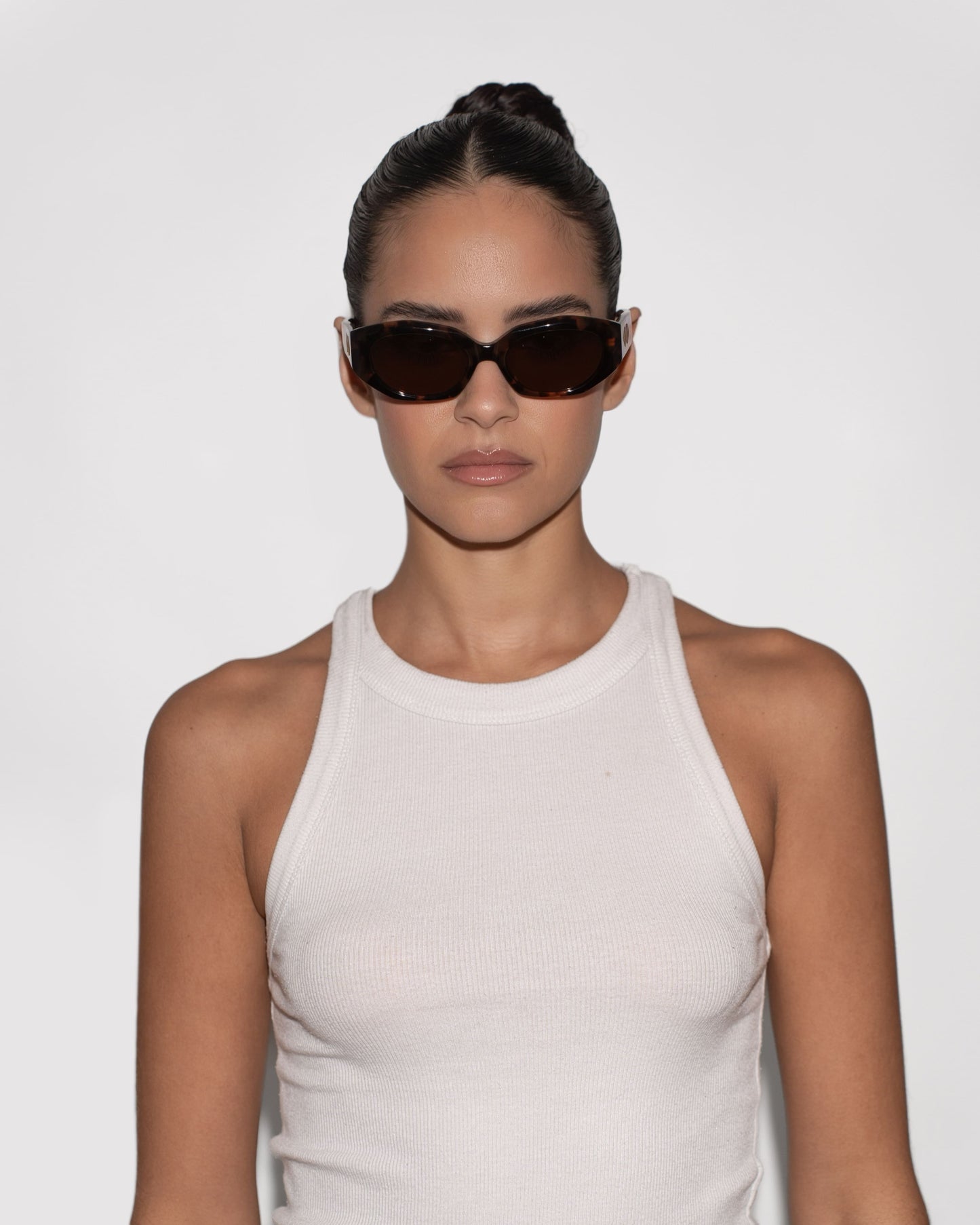 Best Sunglasses for Women – Blair Tortoise, Available Online in USA, UK, Canada & UAE