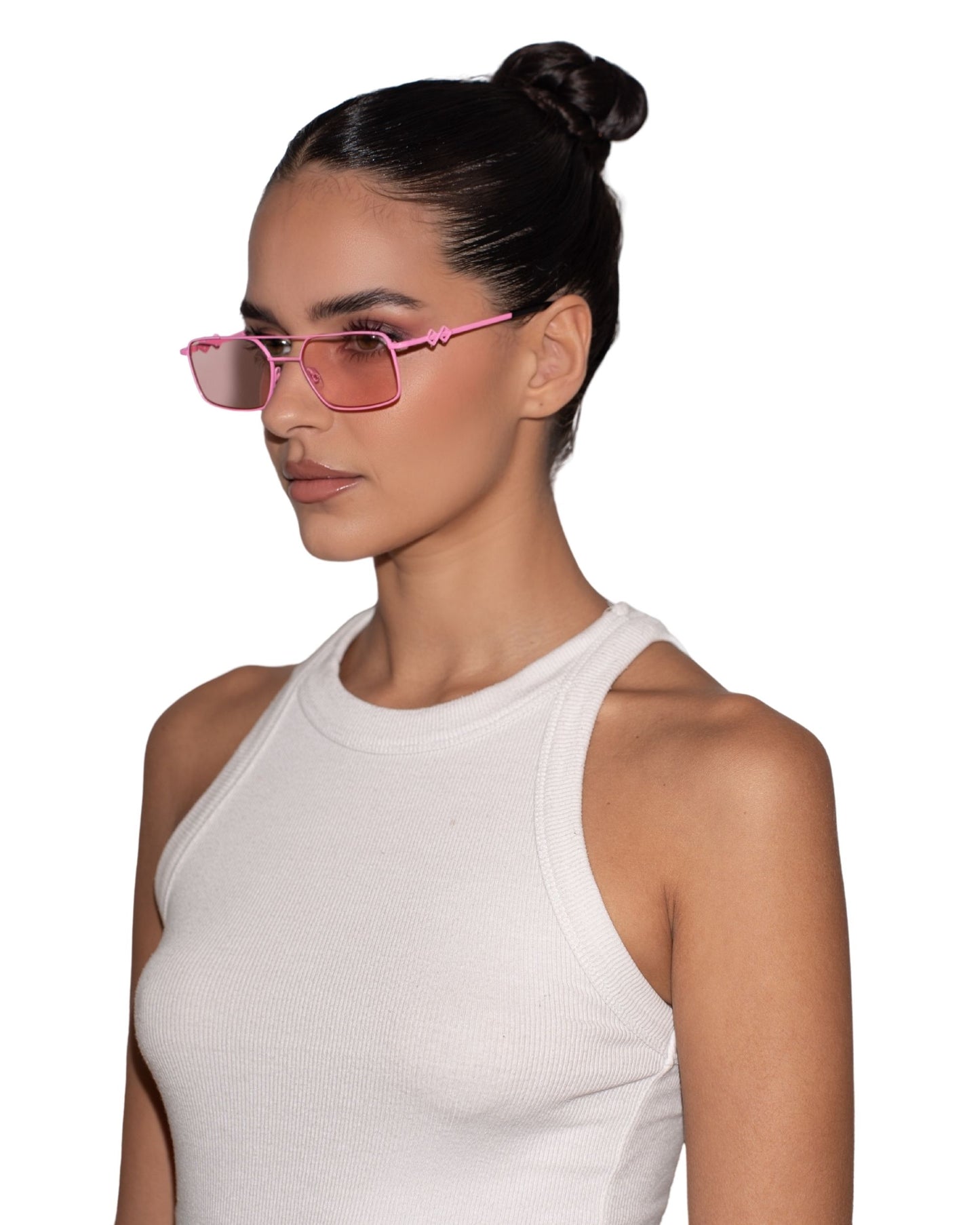 Shop Devon Sunglasses in Pink Colour – Available Online in USA, UK, Canada & United Arab Emirates