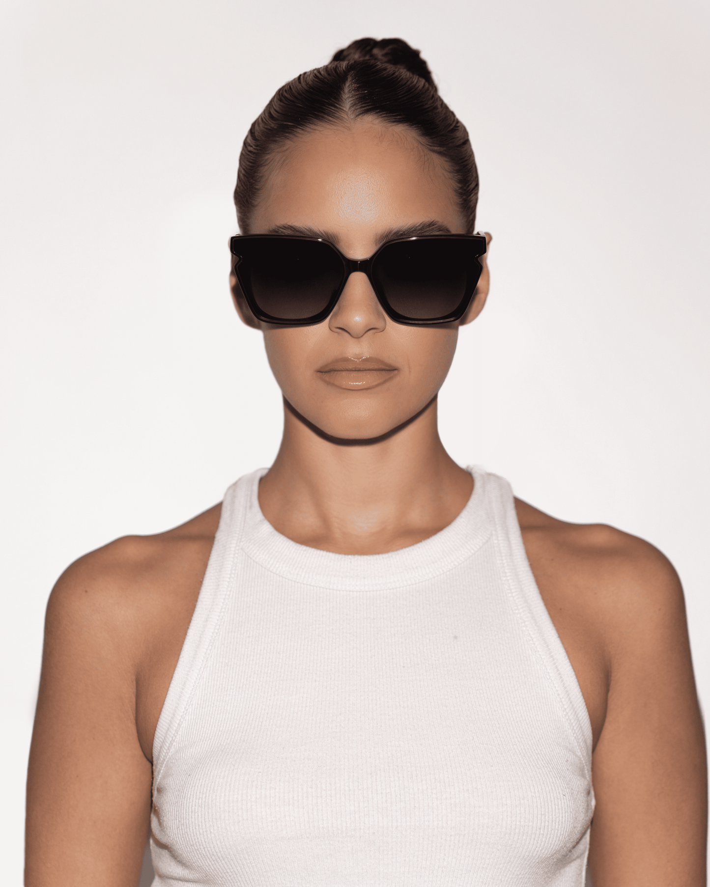 Best Sunglasses for Women – Gaia Dawn, Available Online in USA, UK, Canada & UAE