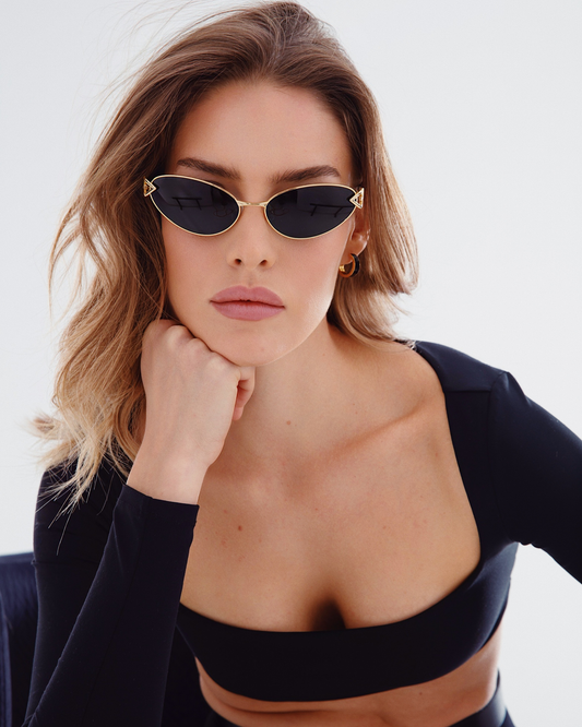 أفضل نظارات شمسية للنساء - نيو جولد، متوفرة عبر الإنترنت في الولايات المتحدة الأمريكية والمملكة المتحدة وكندا والإمارات العربية المتحدة