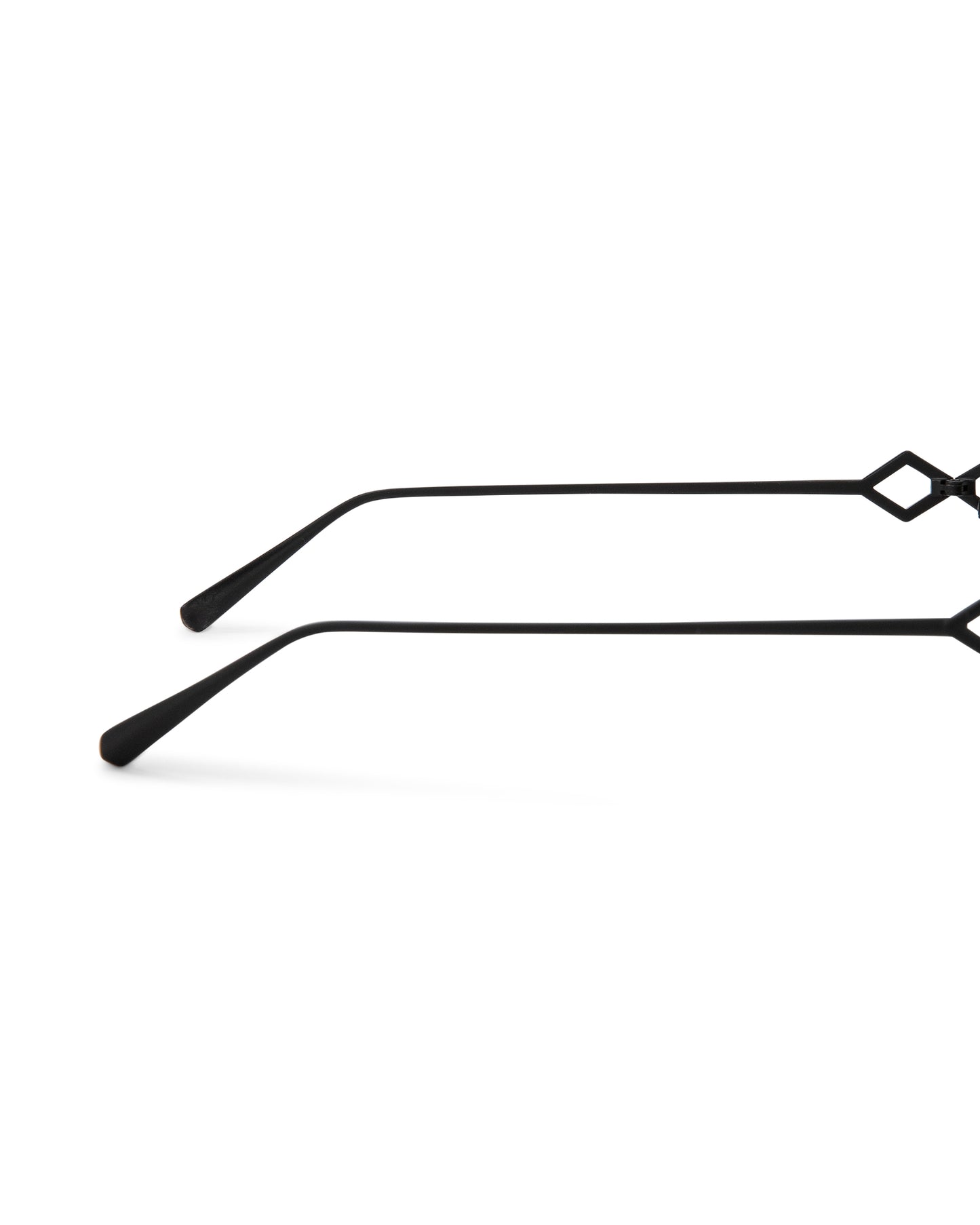 Discover Neo Black Sunglasses for Women – Stylish UV Protection, Available in USA, UK, Canada & UAE