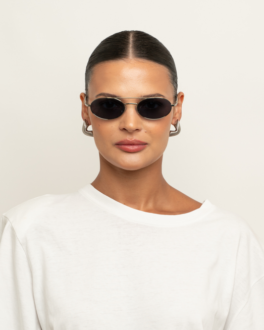 Noa - Navy Sunglasses