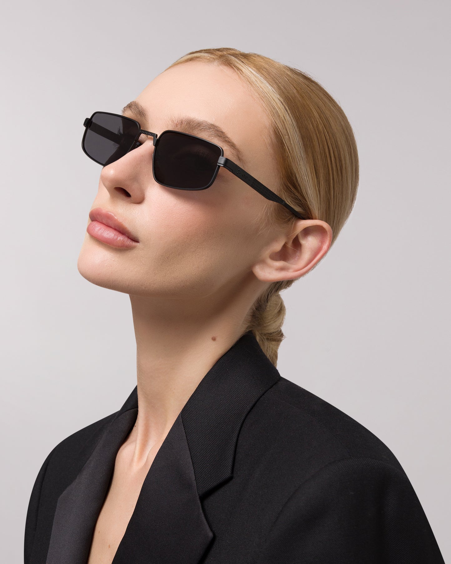 Shop Leo Sunglasses in Black Colour – Available Online in USA, UK, Canada & United Arab Emirates