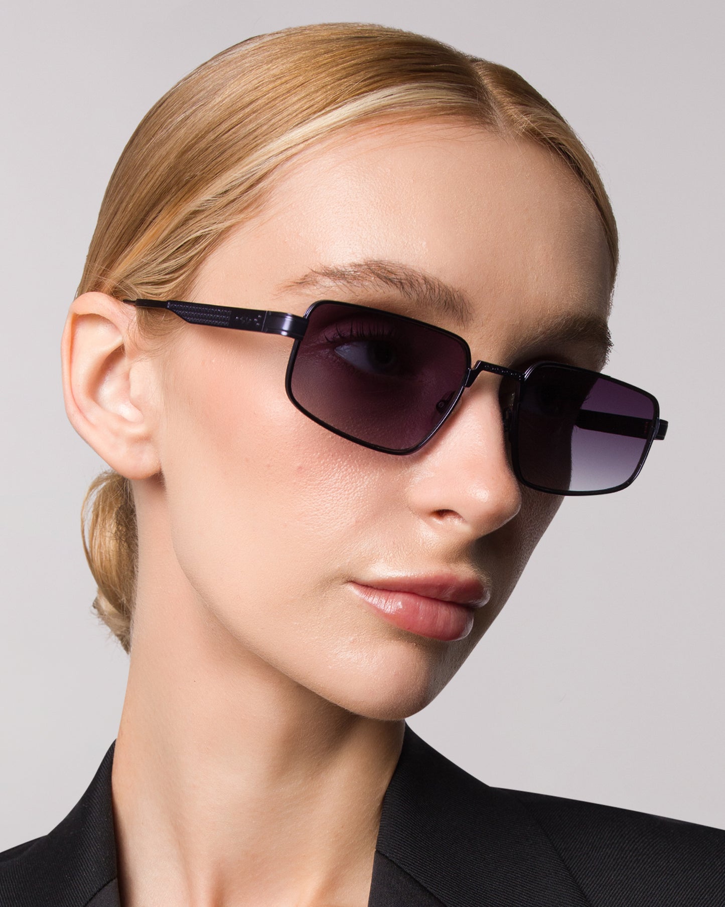 Shop Leo Sunglasses in Galaxy Colour – Available Online in USA, UK, Canada & United Arab Emirates