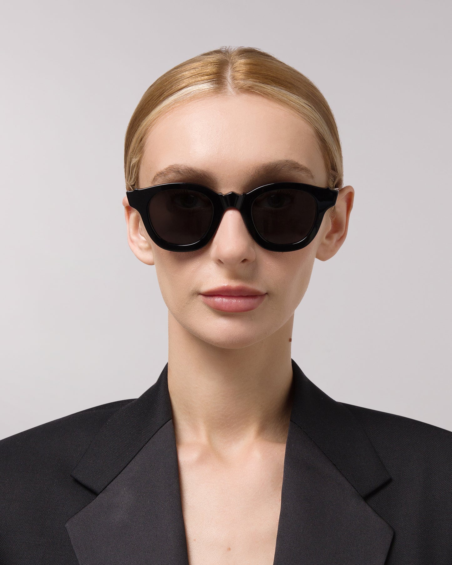 Best Sunglasses for Women – Nova Black, Available Online in USA, UK, Canada & UAE
