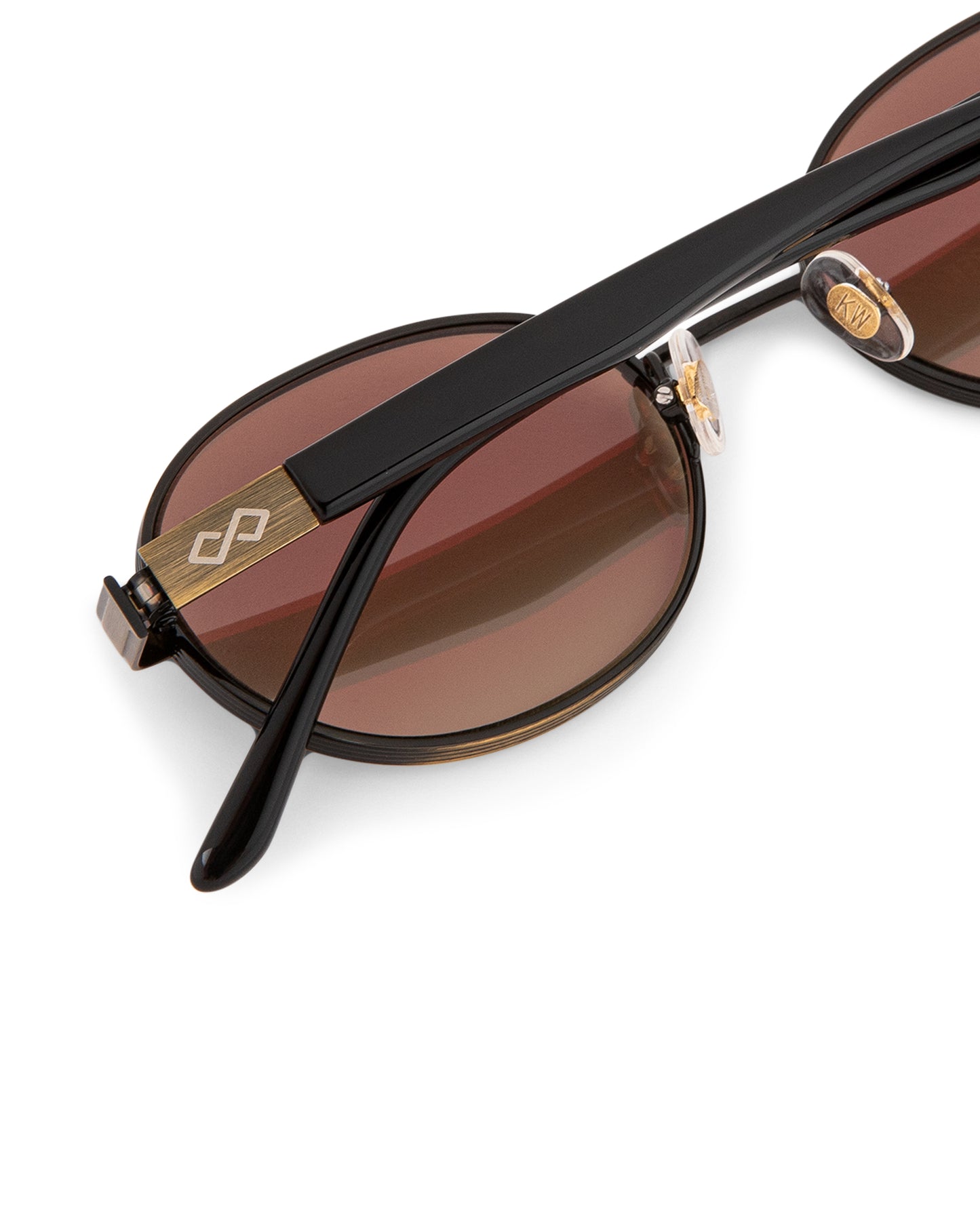 Get Women’s Sunglasses in Mirror Pink Colour – Shop Online in USA, UK, Canada & United Arab Emirates