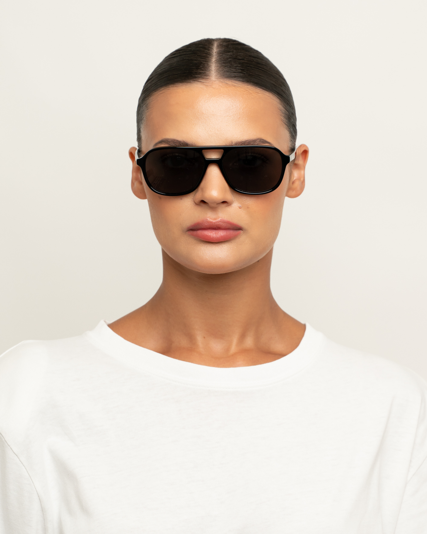 Elle - Black Sunglasses