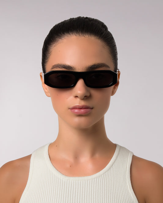 Best Sunglasses for Women – Hazel Black, Available Online in USA, UK, Canada & UAE