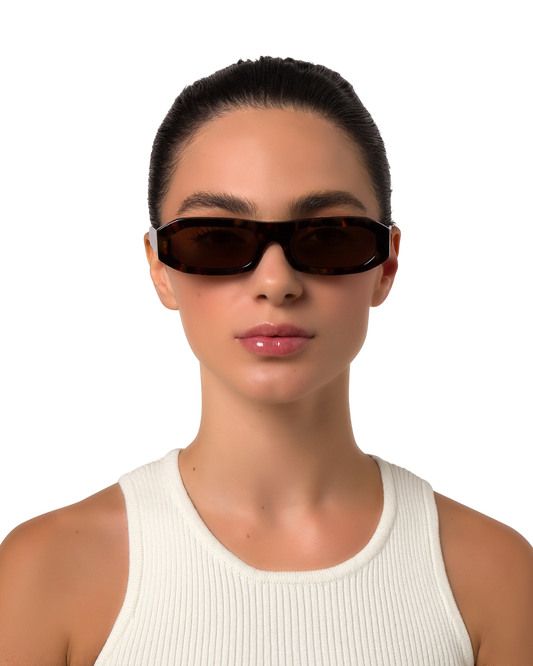 هازل - نظارة شمسية بتصميم صدفة السلحفاة