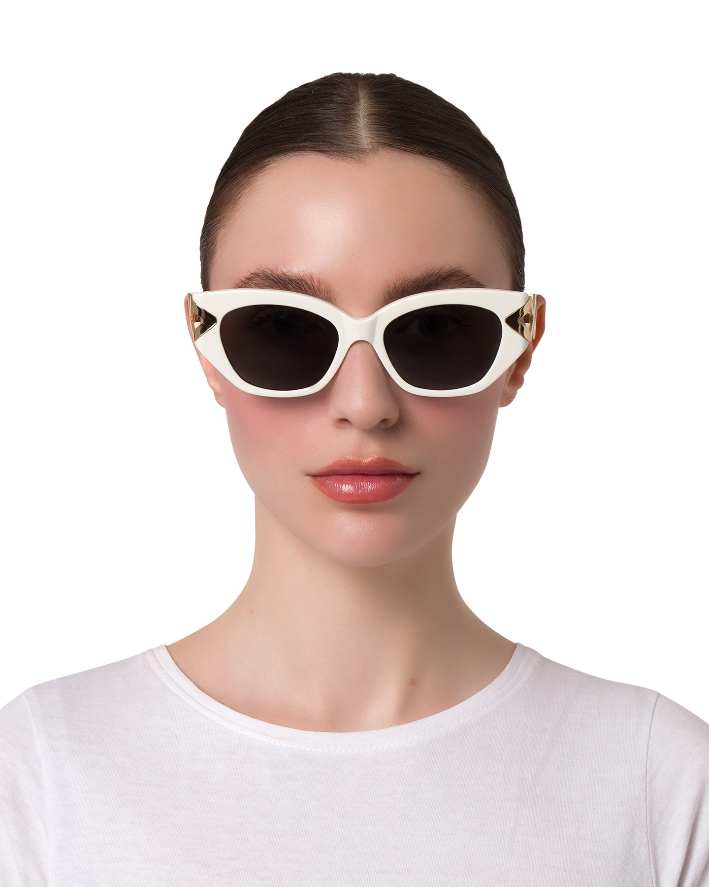 Lily - Cream in Black Sunglasses