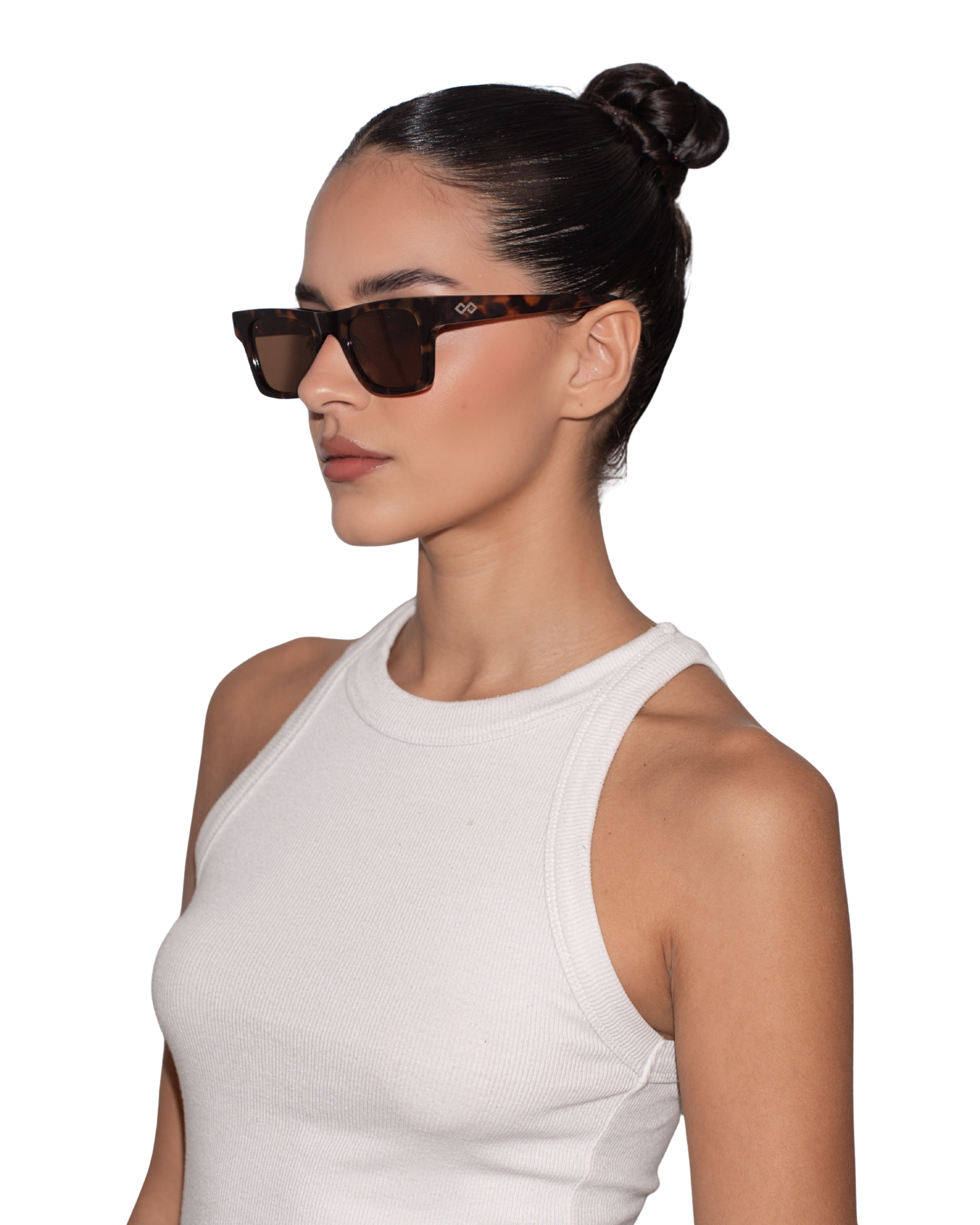 ウェンザレインストップス Harper Tortoise Sunglasses | Shop Sunglasses Online