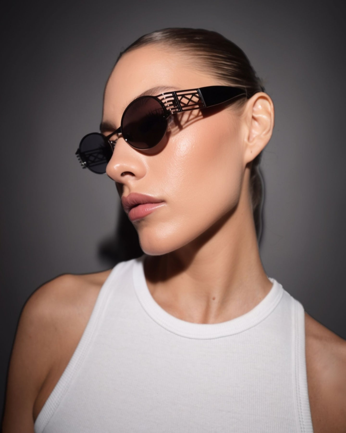 Pam - Black on Silver - Sunglasses