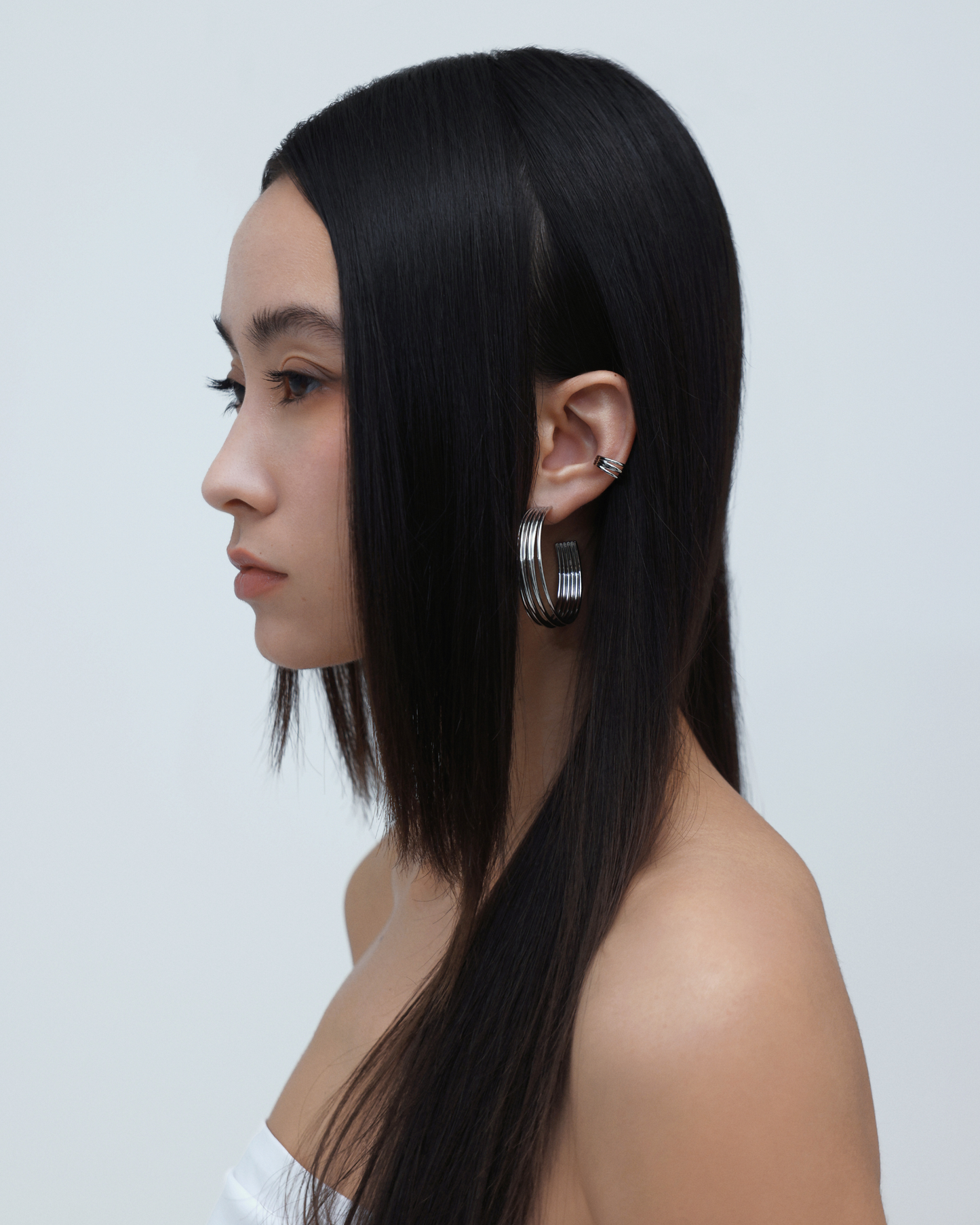 Muse Hoop (L) Earrings - Silver