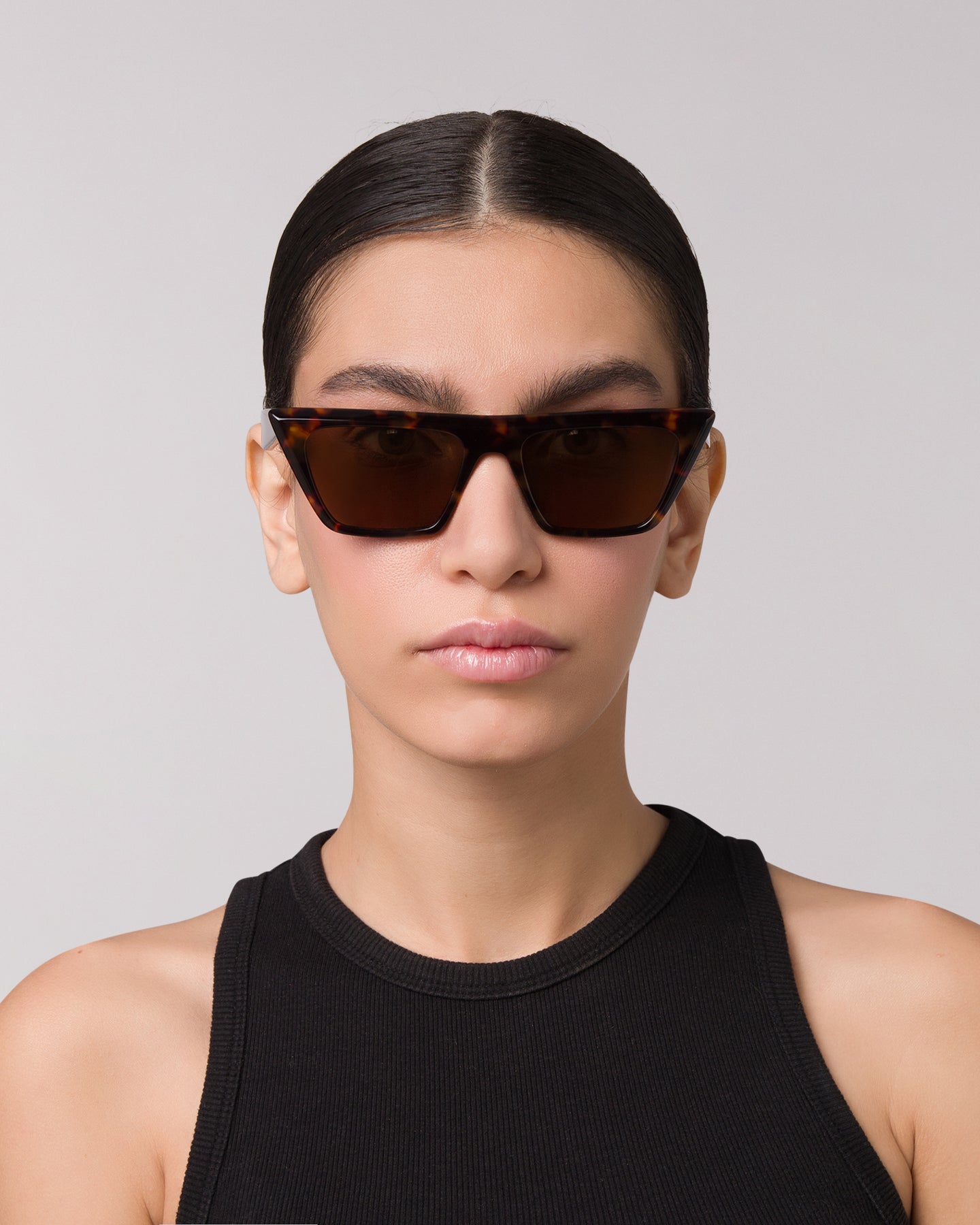 Aura - Tortoise - Sunglasses - KAREN WAZEN